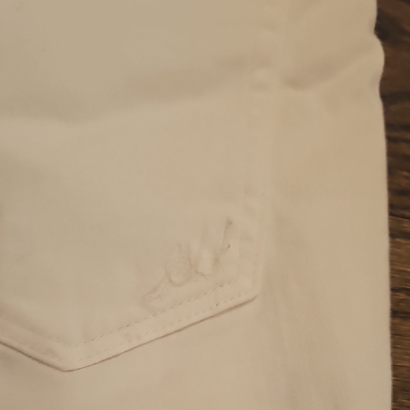 Express White Distressed Jean Shorts - Picture 5 of 11